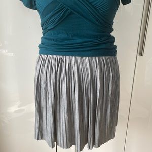 CLUB MONACO Skirt Color-Gray Size-Large NWOT
